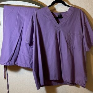 Medgear Purple Women's Scrub Set 2XL